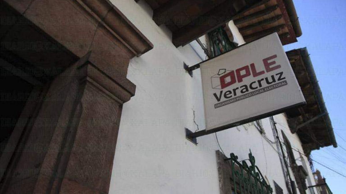 Ople Veracruz podría verse obligado a realizar ajustes presupuestales por Reforma Electoral: Reyes Rocha, Secretario Ejecutivo&nbsp;