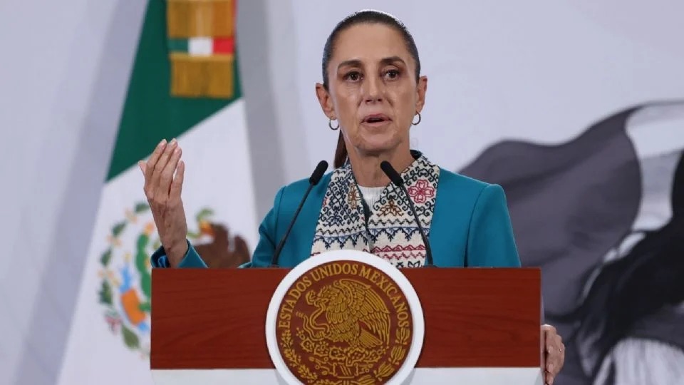 Sheinbaum informa que se revisa instalaciones petroleras en Cantarell por derrame de hidrocarburos&nbsp;