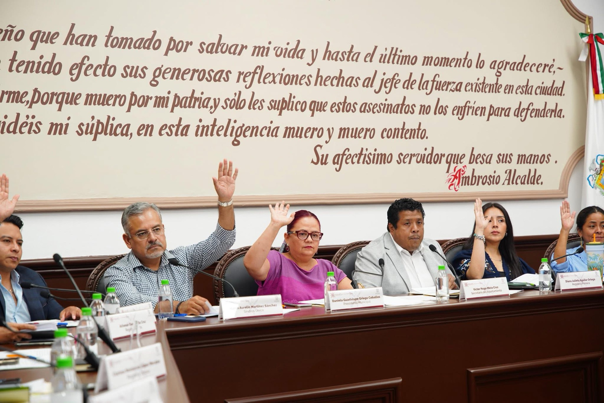 Cabildo xalapeño aprueba aplicar recursos remanentes en atención del socavón en Fracc. Las Fuentes