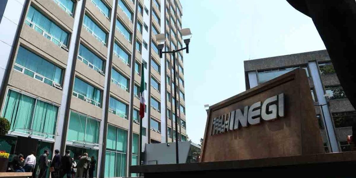 Actividad industrial crece 3.55% anual en agosto: INEGI